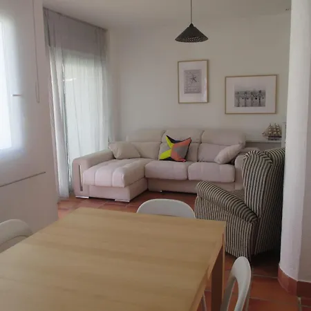 Adosado tres habitaciones, en Bahía de la Plata, Zahara de los atunes-3